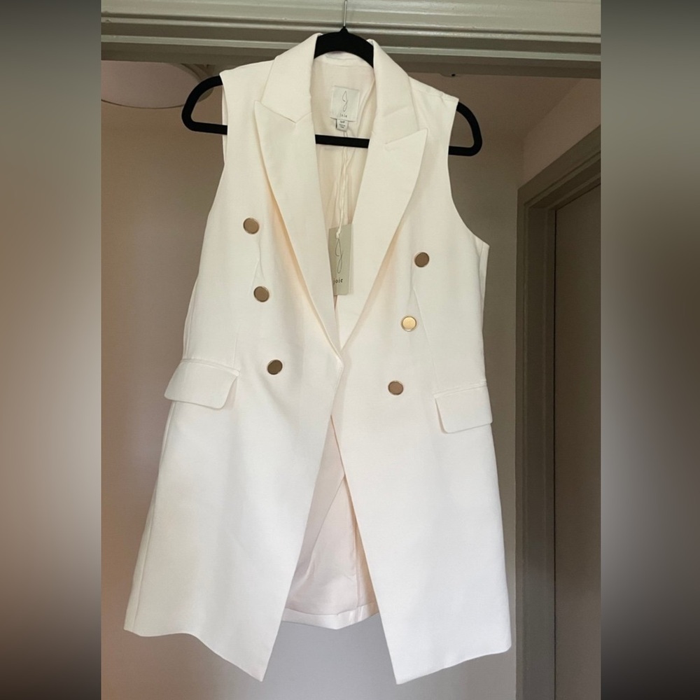 NWT Vest Blazer top🥰